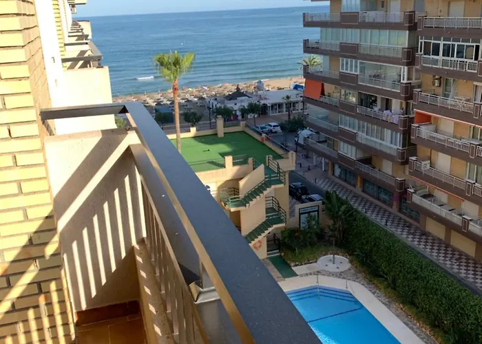 R09 Edificio Ronda Iv Apartment *